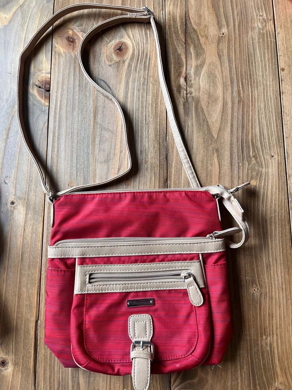 Alfred Dunner Red and Tan Nylon Multi-Pocket Crossbody Bag